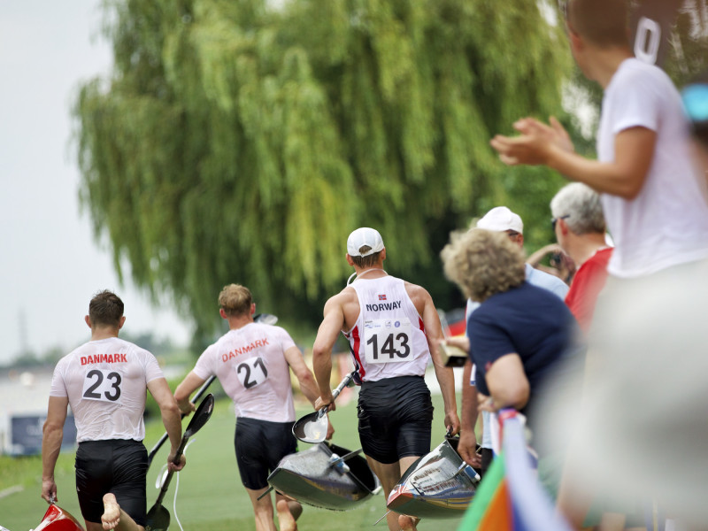 Hungary win dramatic K2 Men Senior final and top the medal table in Romania