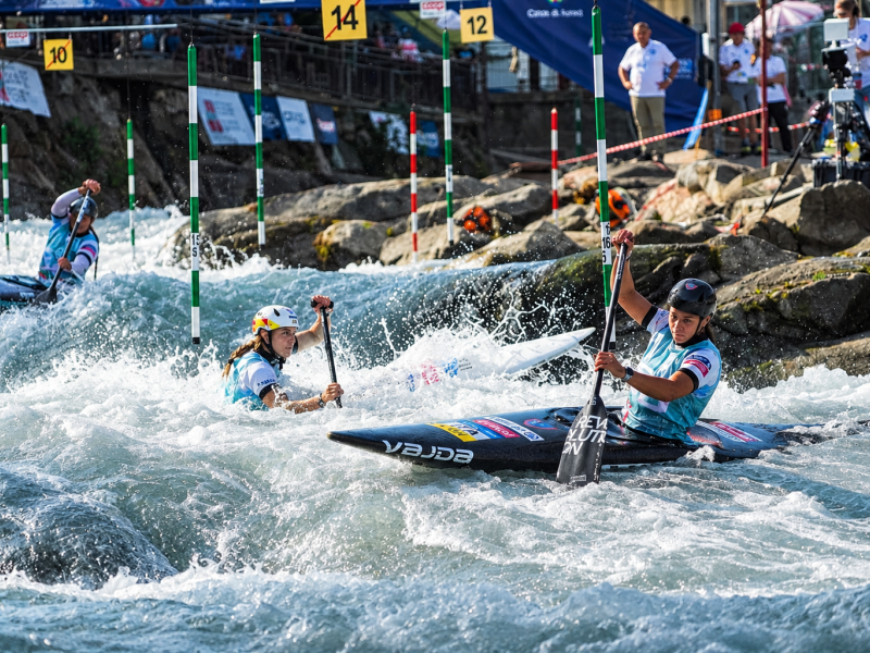 Italy wins women’s C1 team title at home by just 0.34 seconds
