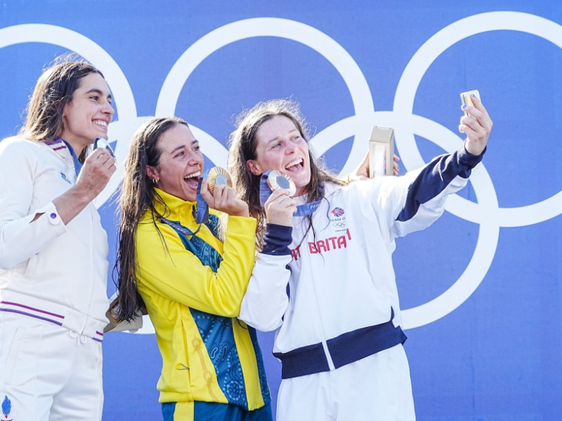 Four medals for European paddlers in kayak cross